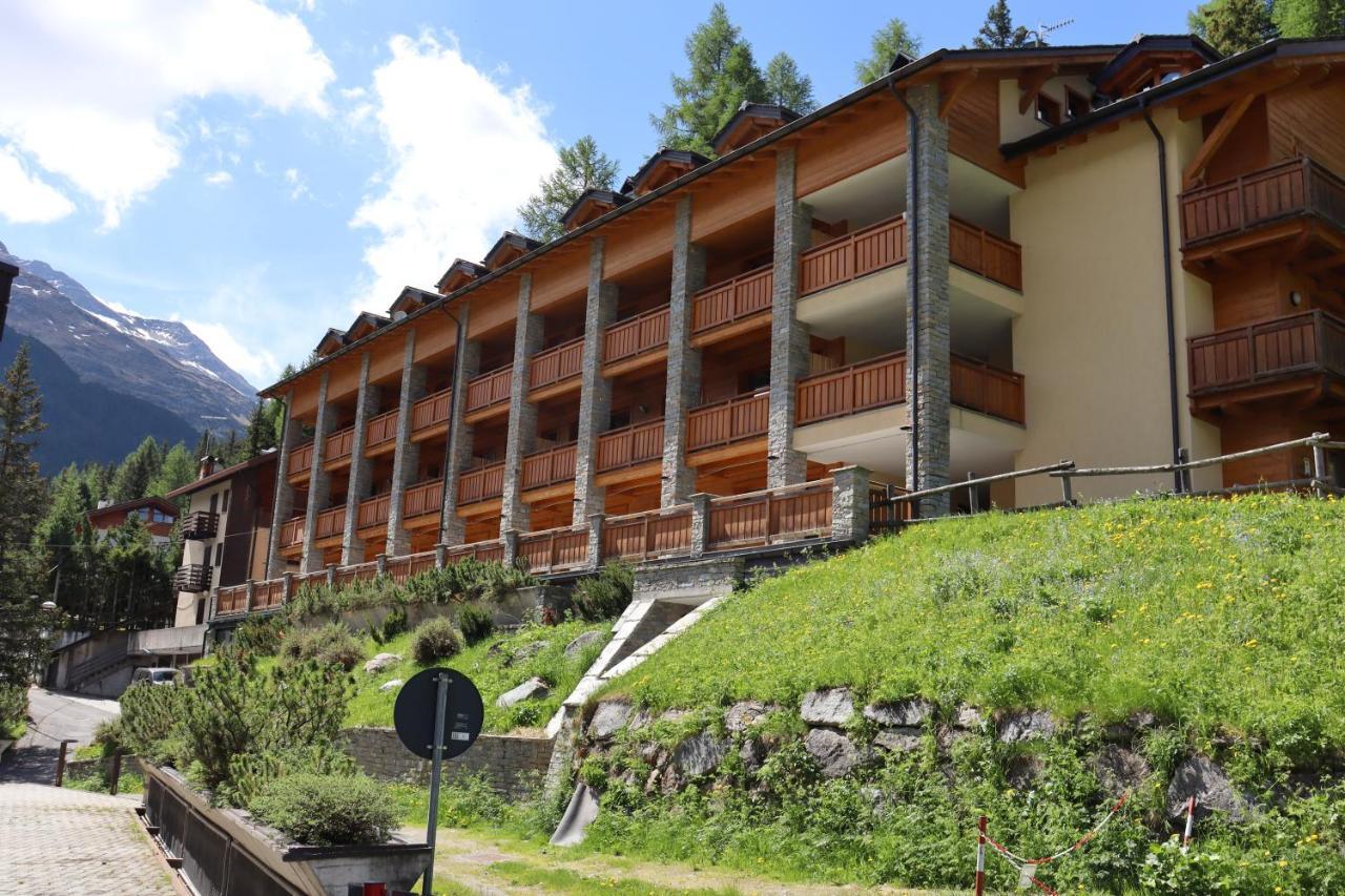 Residence Regina Delle Alpi Santa Caterina di Valfurva Extérieur photo
